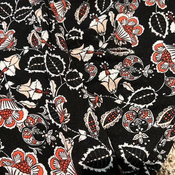 Cato Floral Pants - Picture 3 of 6